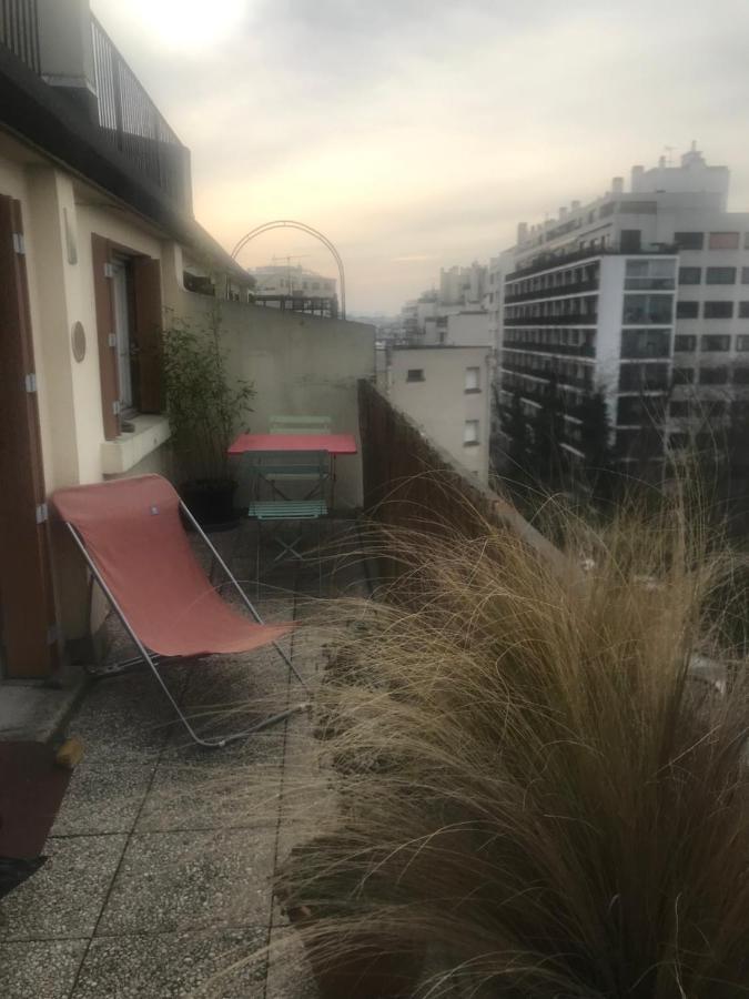 Appartement Grand Avec Terrasse, Paris12
